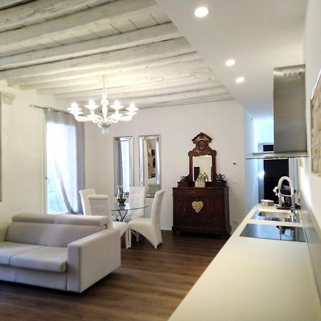 SARA S LUXURY HOME five minutes from Piazza San Marco Veneza Exterior foto