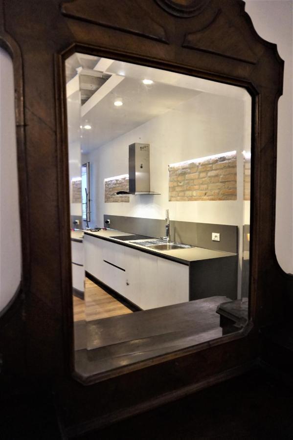 SARA S LUXURY HOME five minutes from Piazza San Marco Veneza Exterior foto